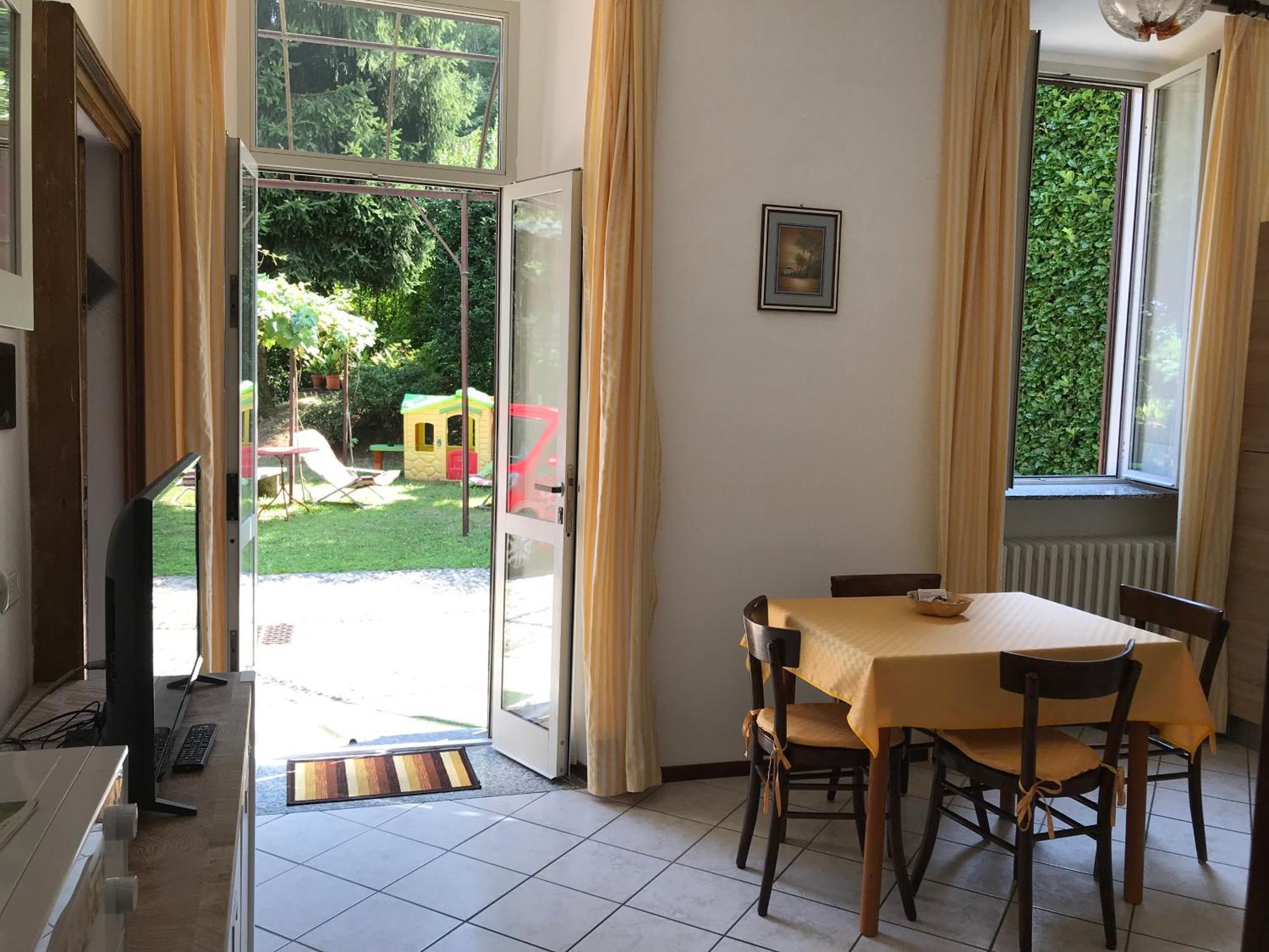 Villa Ombrosa Nebbiuno Luaran gambar