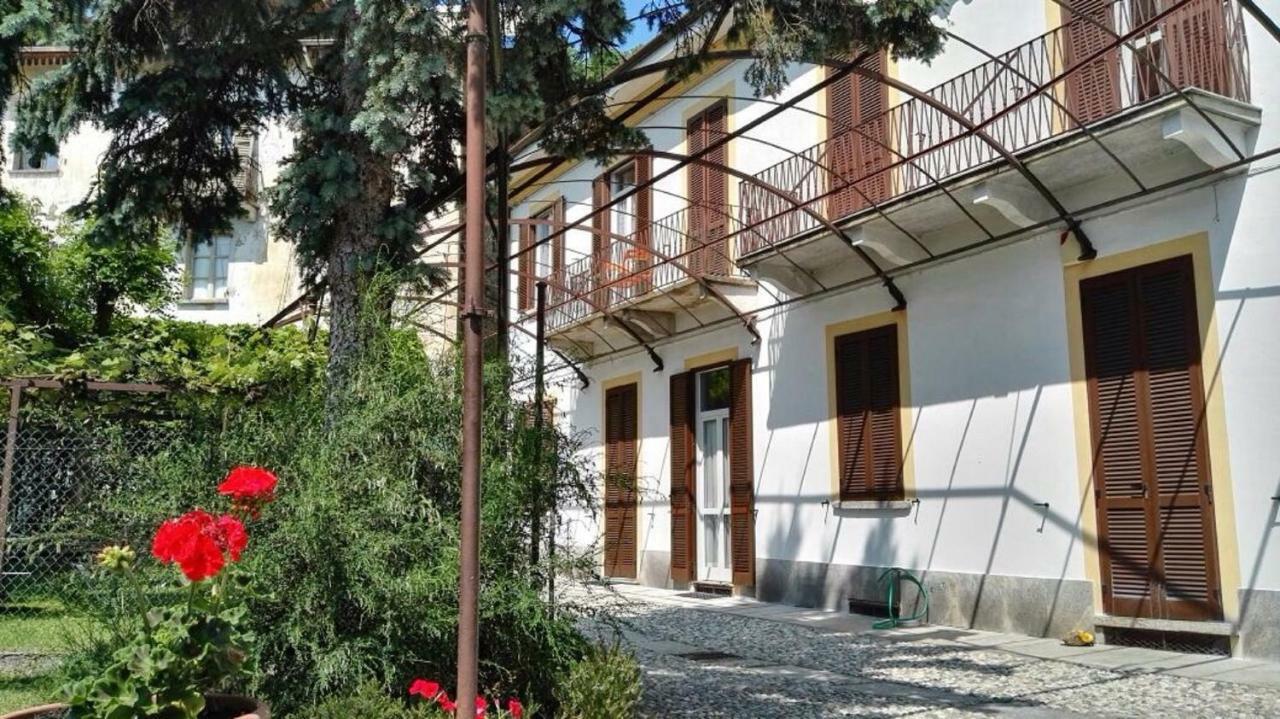Villa Ombrosa Nebbiuno Luaran gambar